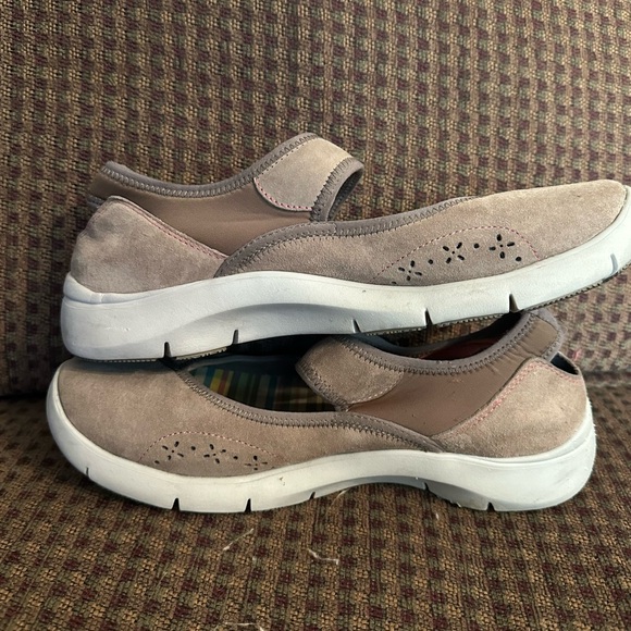 DANSCO MARY JANES. SZ 9.5 / EU 40 - Picture 6 of 14